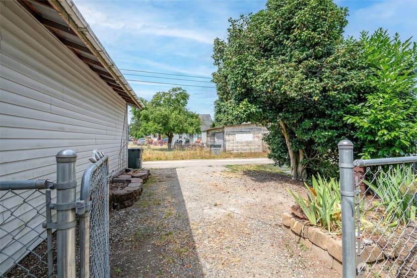 Property photo for 6122 Fawcett Avenue, Tacoma photo 12