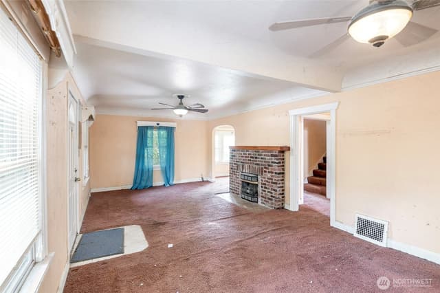 Property photo for 6122 Fawcett Avenue, Tacoma photo 3