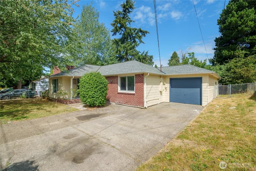 Property photo for 2114 S 128th Street, SeaTac photo 3