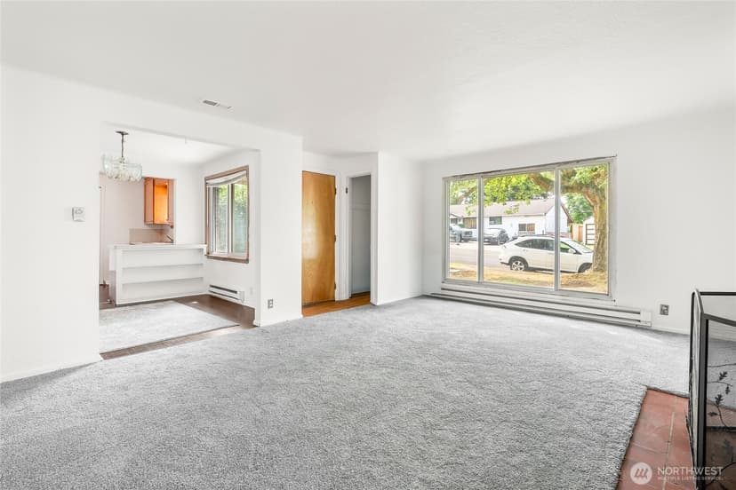 Property photo for 2114 S 128th Street, SeaTac photo 5