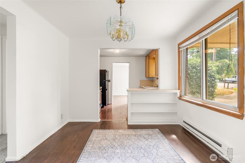 Property photo for 2114 S 128th Street, SeaTac photo 7