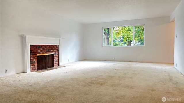 Property photo for 12920 SE 68TH Street, Bellevue photo 4