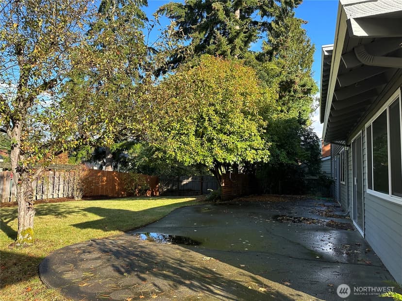 Property photo for 12920 SE 68TH Street, Bellevue photo 23
