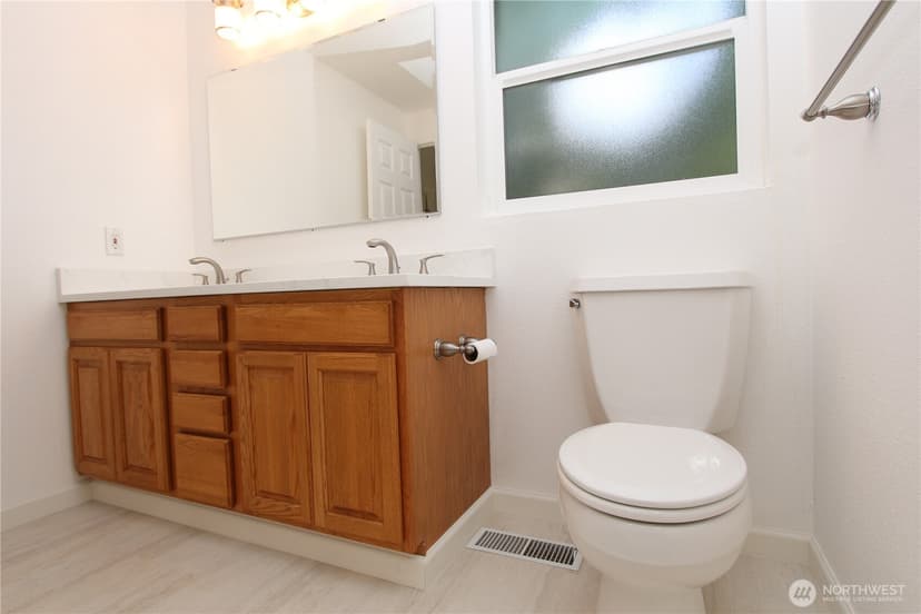 Property photo for 12920 SE 68TH Street, Bellevue photo 18