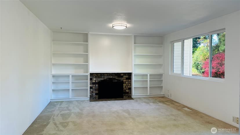 Property photo for 12920 SE 68TH Street, Bellevue photo 9