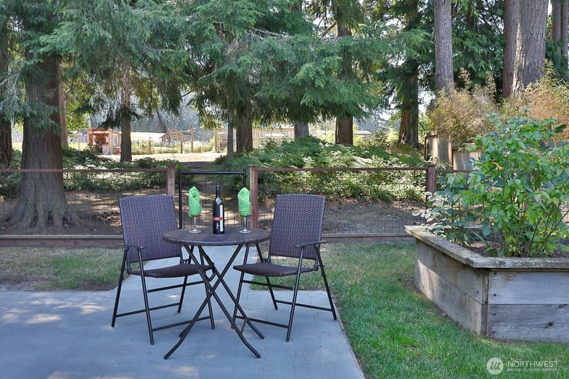 Property photo for 1062 Village Loop, Langley photo 7
