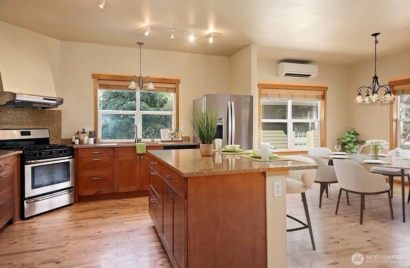 Property photo for 1062 Village Loop, Langley photo 20