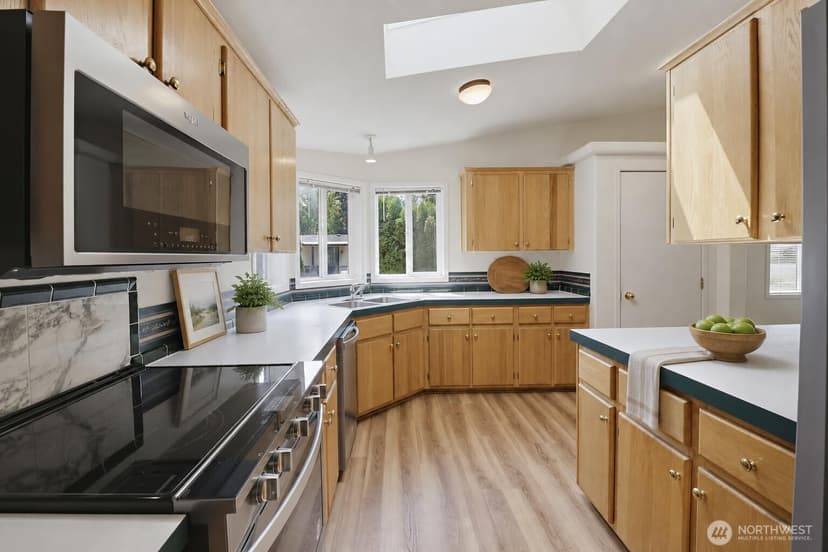 Property photo for 13111 213th Avenue Ct E, Bonney Lake photo 8