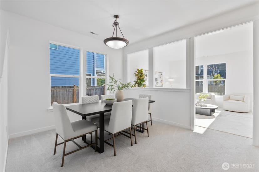 Property photo for 631 Ilwaco Avenue NE, Renton photo 7