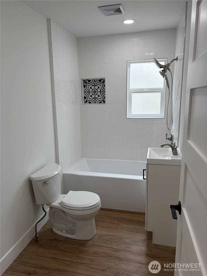 Property photo for 4123 W D Street, Bremerton photo 6