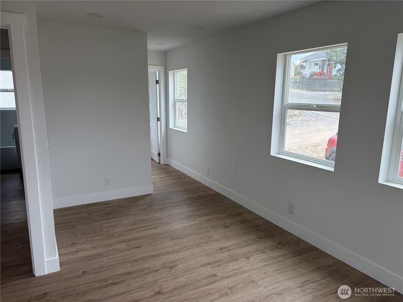 Property photo for 4123 W D Street, Bremerton photo 8