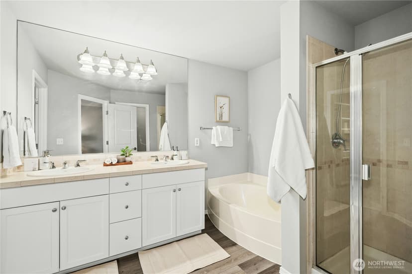 Property photo for 445 Shelton Place NE, Renton photo 21