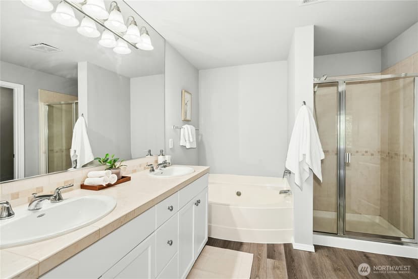 Property photo for 445 Shelton Place NE, Renton photo 20