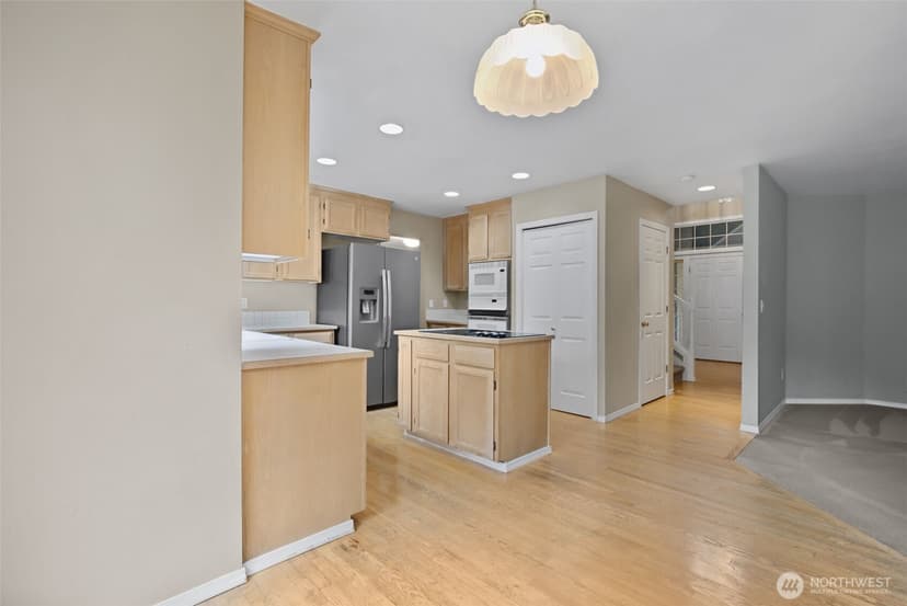Property photo for 8021 NE 122nd Place, Kirkland photo 17