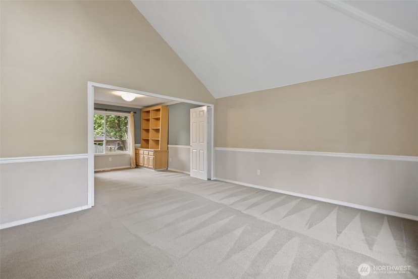Property photo for 8021 NE 122nd Place, Kirkland photo 3
