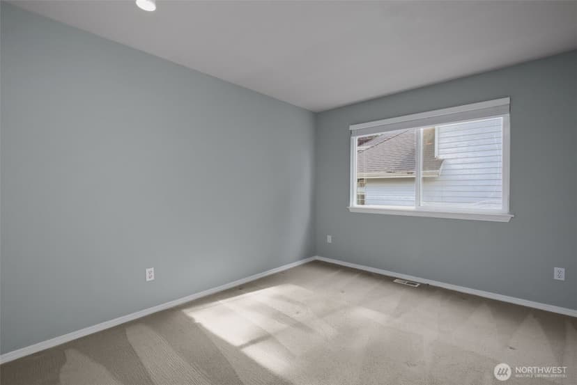 Property photo for 8021 NE 122nd Place, Kirkland photo 33