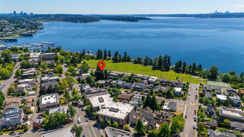 Property photo for 122 Waverly Way, Kirkland photo 6
