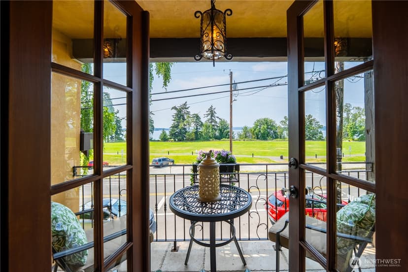 Property photo for 122 Waverly Way, Kirkland photo 31