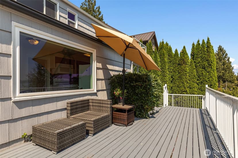 Property photo for 927 Lake Washington Blvd S, Seattle photo 11