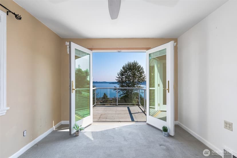 Property photo for 927 Lake Washington Blvd S, Seattle photo 6