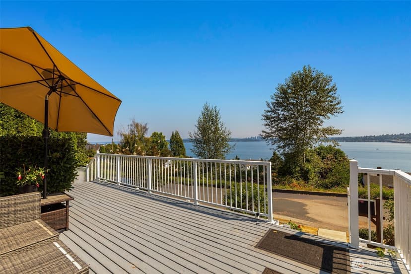 Property photo for 927 Lake Washington Blvd S, Seattle photo 10