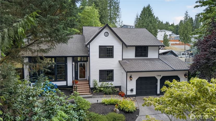 Property photo for 706 S Davies Road, Lake Stevens