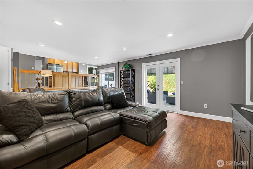 Property photo for 706 S Davies Road, Lake Stevens photo 17