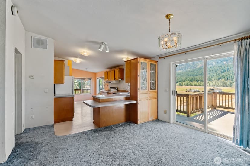 Property photo for 5501 Red Bridge Road, Cle Elum photo 8