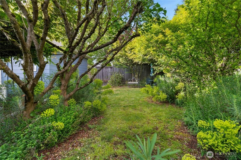 Property photo for 1012 20th Avenue S, Seattle photo 24