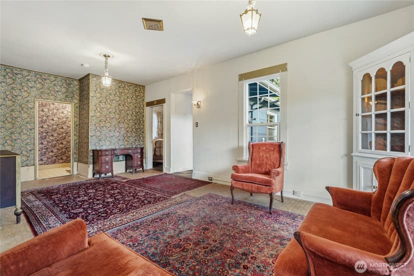 Property photo for 1012 20th Avenue S, Seattle photo 12