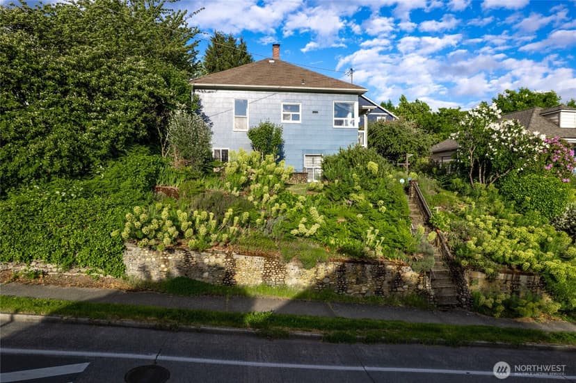 Property photo for 1012 20th Avenue S, Seattle photo 27