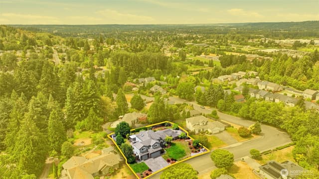 Property photo for 1404 Amber Boulevard SE, Puyallup photo 5