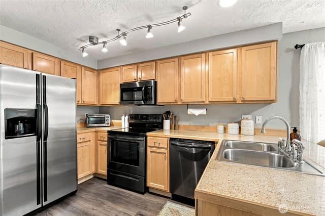Property photo for 3409 156th Street SW #A, Lynnwood photo 5
