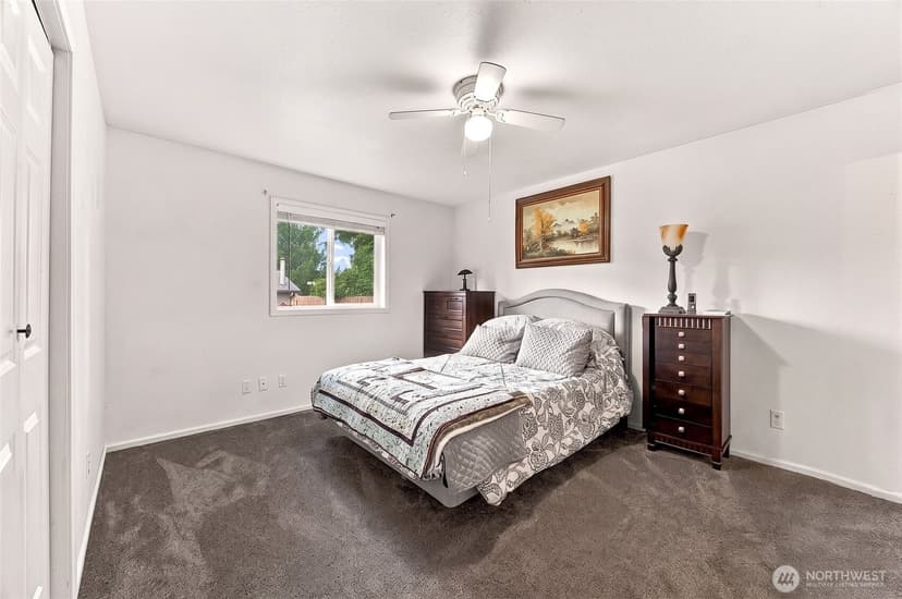 Property photo for 22015 SE 267th S, Maple Valley photo 15