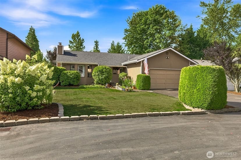 Property photo for 22015 SE 267th S, Maple Valley photo 3