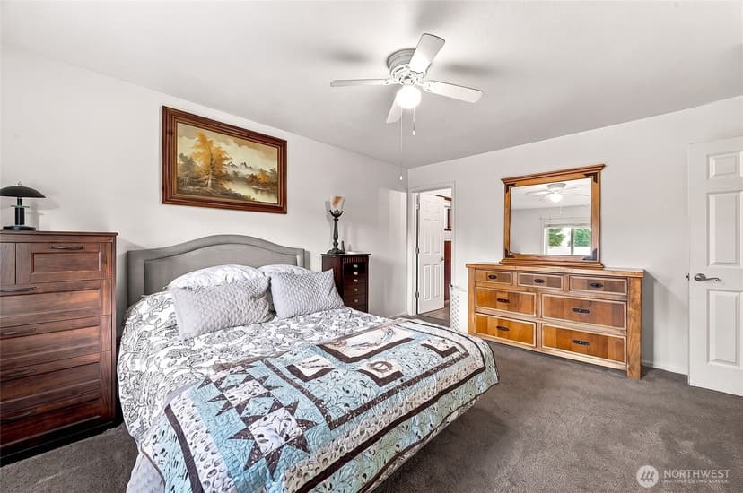 Property photo for 22015 SE 267th S, Maple Valley photo 16