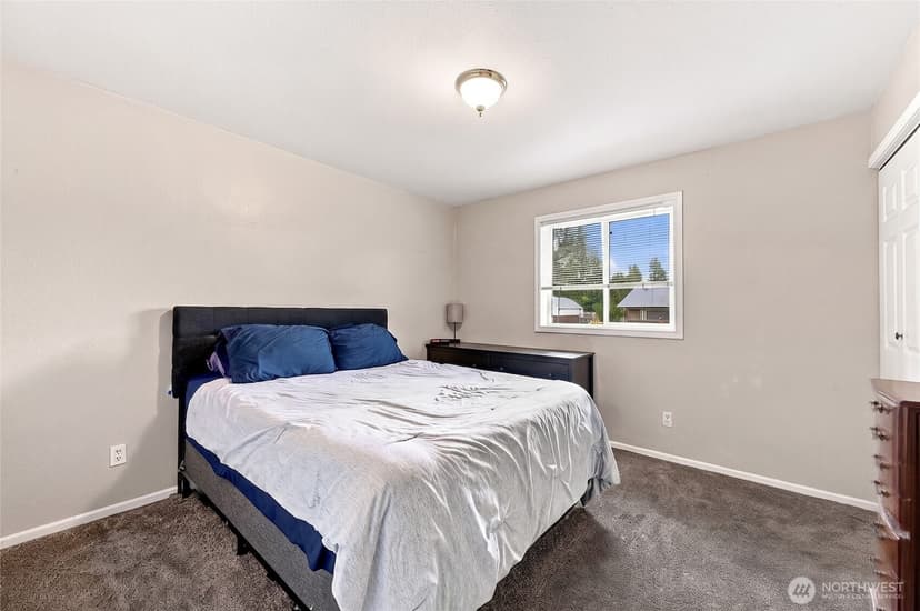 Property photo for 22015 SE 267th S, Maple Valley photo 14