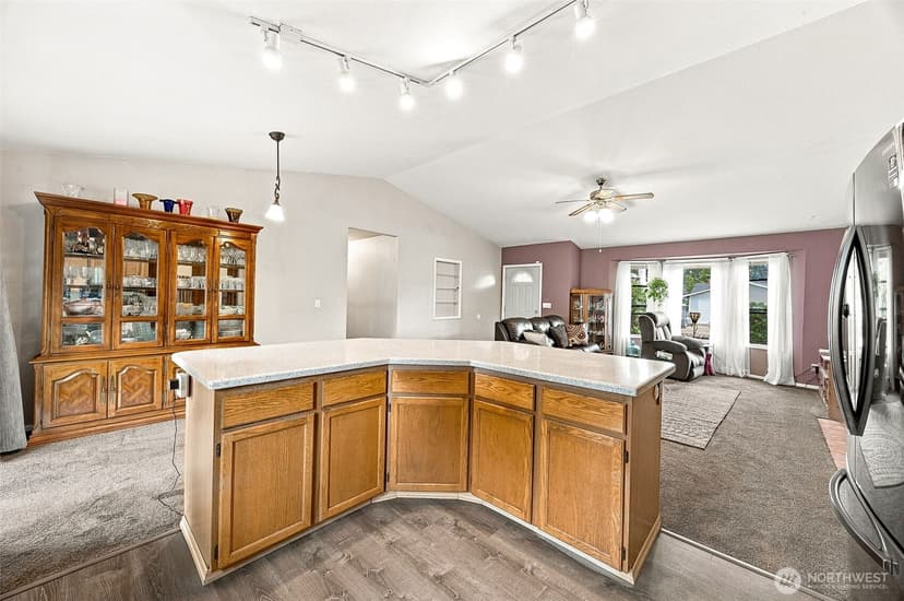 Property photo for 22015 SE 267th S, Maple Valley photo 11