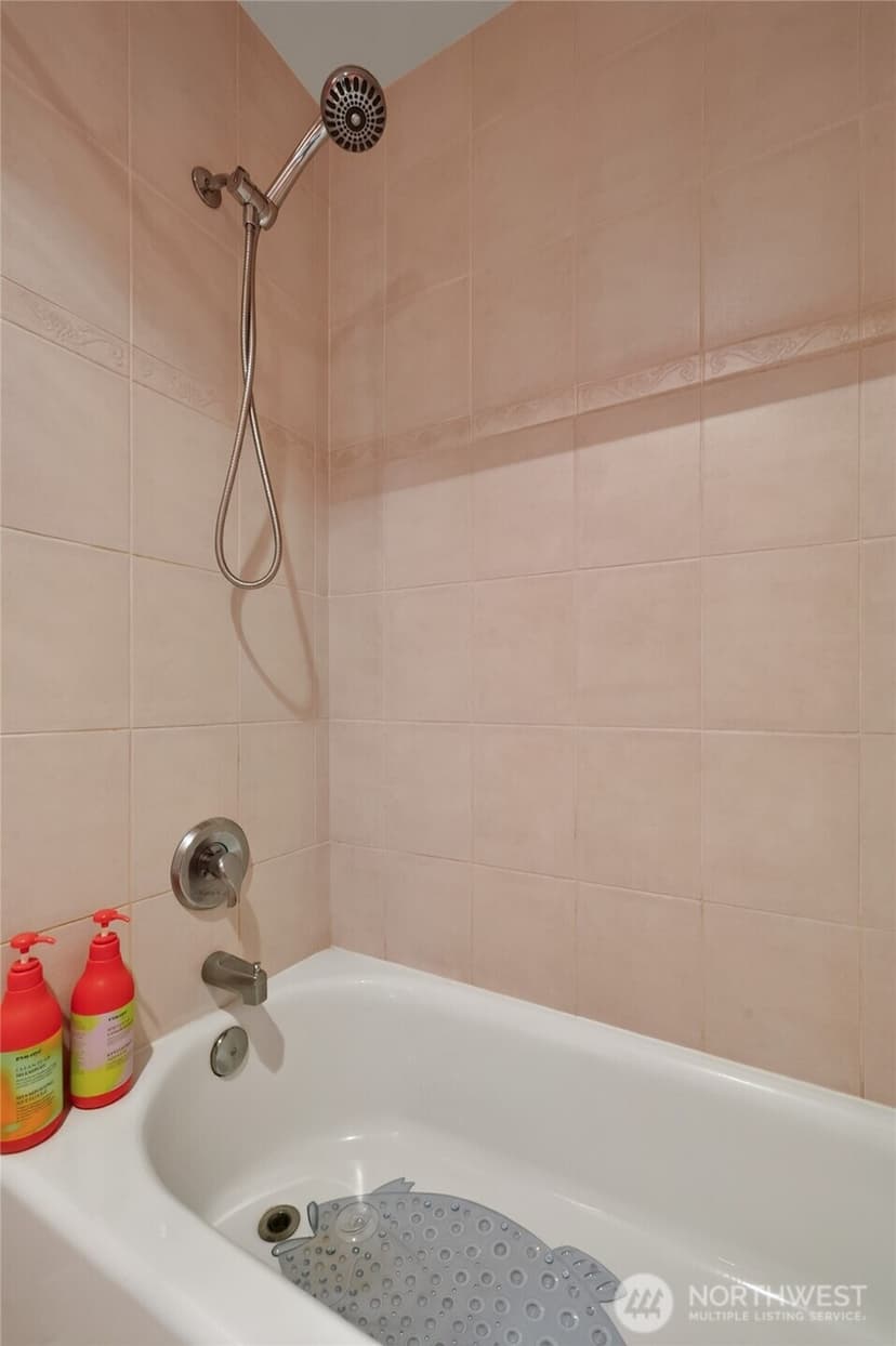 Property photo for 321 10th Avenue S #710, Seattle photo 35