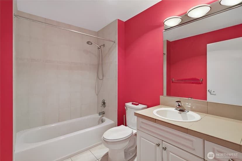 Property photo for 321 10th Avenue S #710, Seattle photo 26
