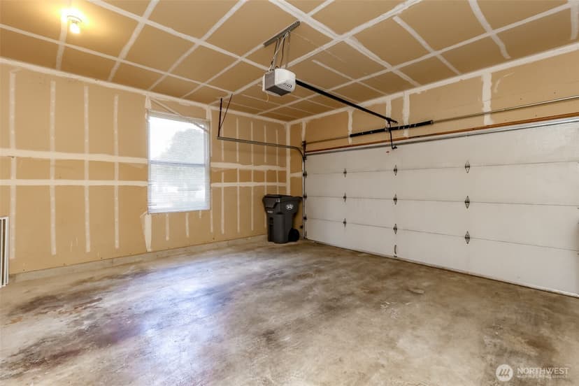 Property photo for 8910 71st Street Ct SW, Lakewood photo 29