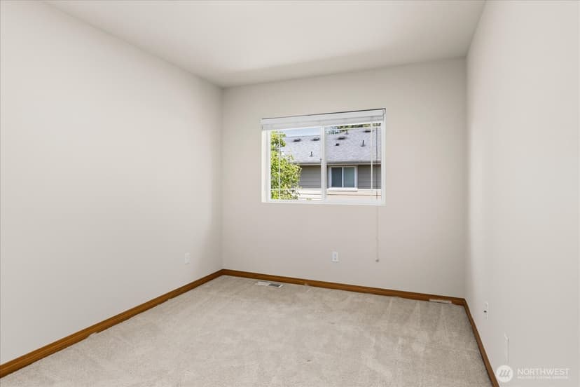 Property photo for 10626 19th Place SE, Lake Stevens photo 18