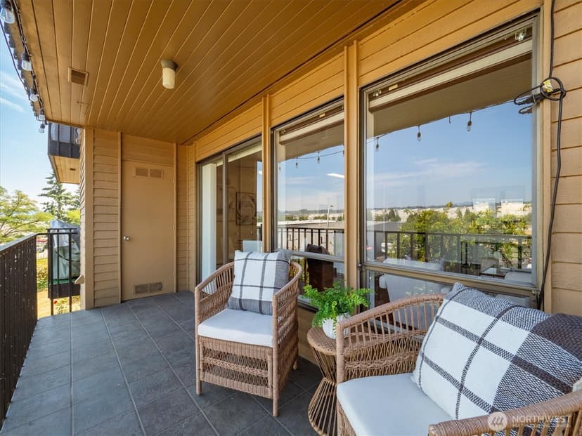 Property photo for 11600 Rainier Avenue S #202, Seattle photo 6
