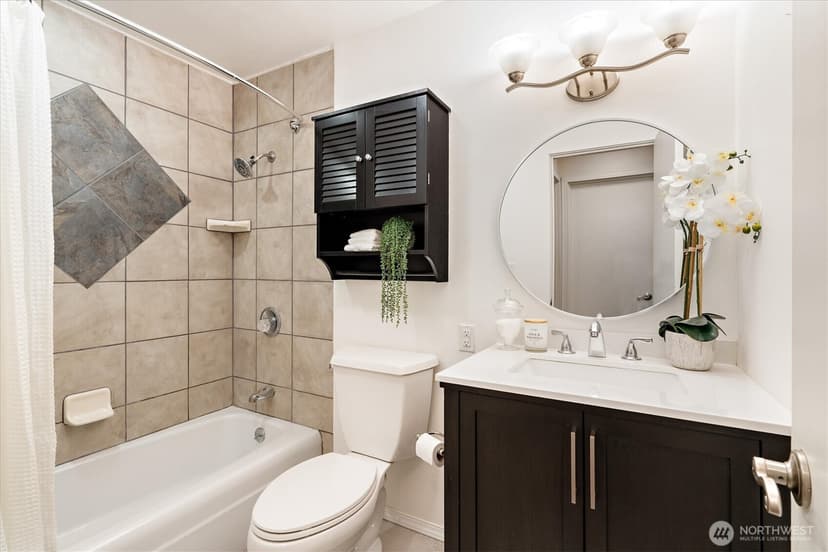 Property photo for 11600 Rainier Avenue S #202, Seattle photo 21