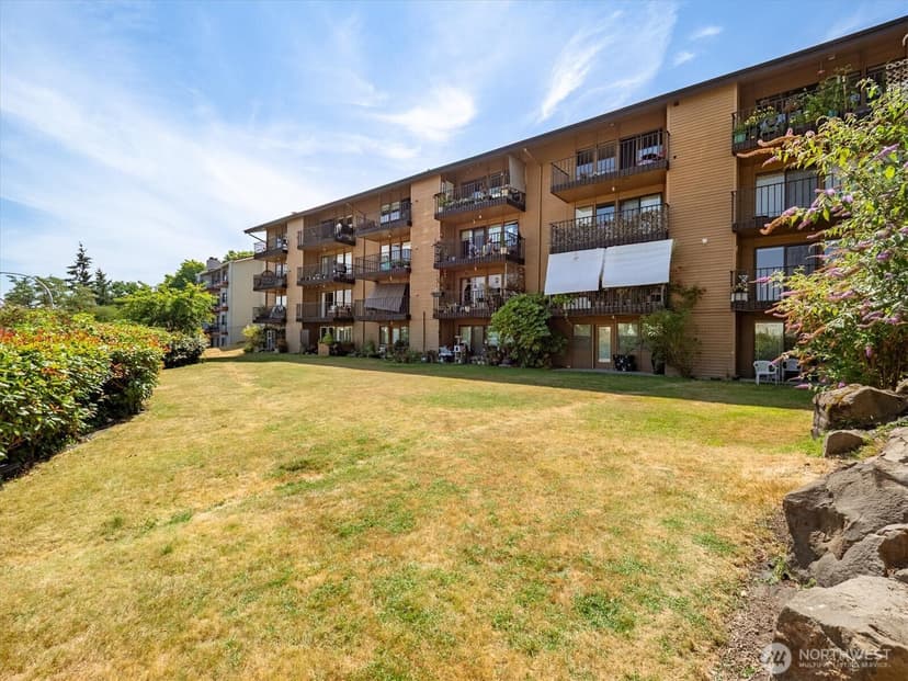Property photo for 11600 Rainier Avenue S #202, Seattle photo 24