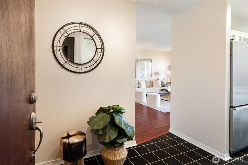 Property photo for 11600 Rainier Avenue S #202, Seattle photo 23