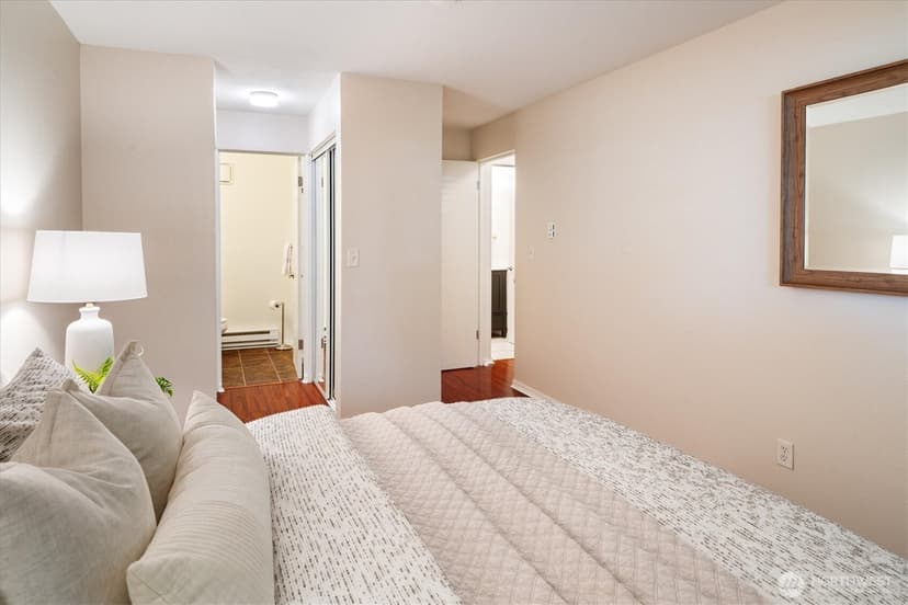 Property photo for 11600 Rainier Avenue S #202, Seattle photo 17