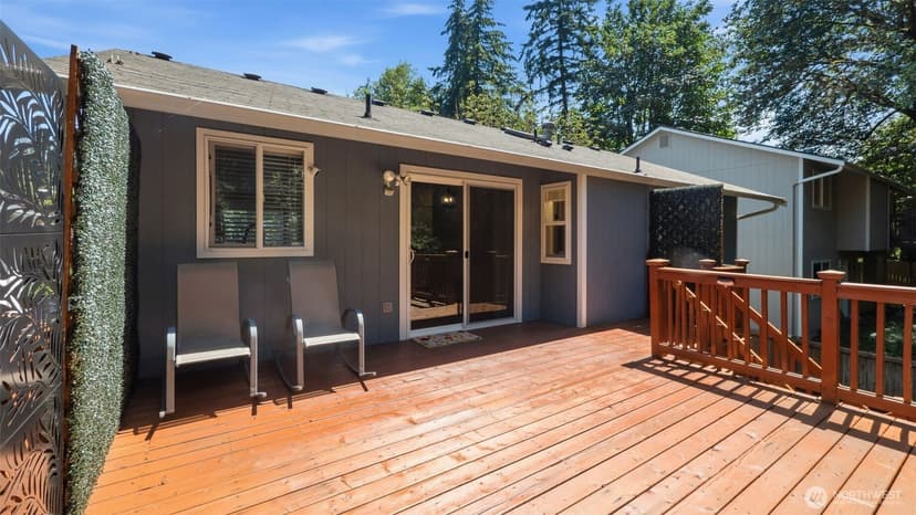 Property photo for 1526 49th Place SW, Everett photo 26
