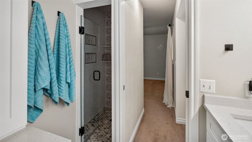 Property photo for 1526 49th Place SW, Everett photo 15