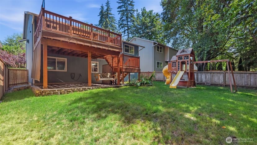 Property photo for 1526 49th Place SW, Everett photo 24